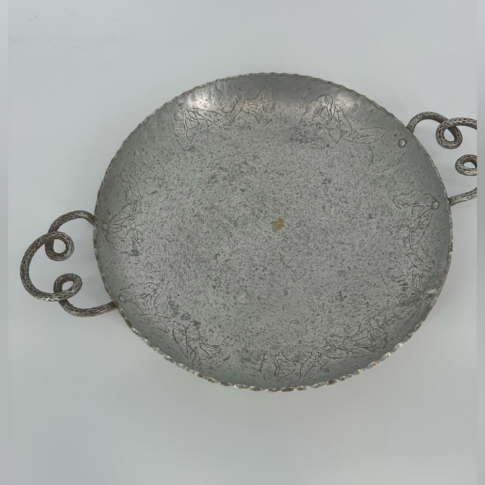Round Metal Serving Tray with Scroll Handles Aluminum Wrought Farberware 13.5”